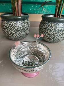 Cuenco de Metal en forma de pájaro de resina Urli Uruli de latón tradicional moderno para decoración interior del hogar atractivo estético para regalos de Diwali - Product Image 4