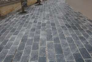 หินปูนสีบลูสโตนแบบพรีเมี่ยมหินธรรมชาติเวียดนามโบราณสำหรับพื้นที่ในร่มและกลางแจ้งที่ทันสมัย - Product Image 5