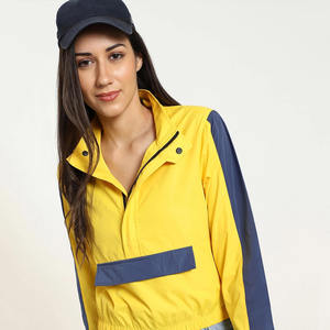 Veste de sport décontractée pour femmes, respirante, imperméable, super douce, rembourrée de coton pour l'hiver, avec logo personnalisé, en tissu denim - Product Image 3