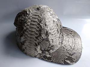 Gorra de Béisbol Unisex de 6 Paneles con Estampado de Pitón en Gamuza, Ajuste Común 54-56CM, Estilo Casual para las Cuatro Estaciones - Product Image 4
