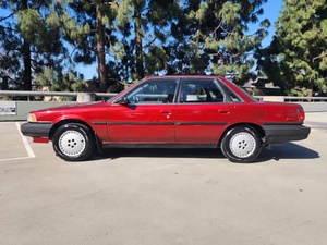 รถยนต์มือสอง พวงมาลัยซ้าย/ขวา โตโยต้า แคมรี่ ดีลักซ์ ซีดาน ปี 1990 ระบบขับเคลื่อนออลแทรค - Product Image 3