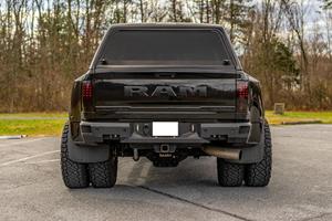 UTILISÉ LHD/RHD 2016 RAM 3500 LONGHORN LIMITED MEGA CAB 4X4 - Product Image 2