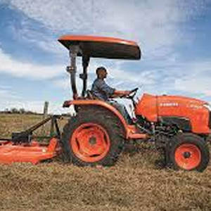 Para tractor diésel L3301 4WD con bomba de cargador cortacésped-Alta productividad y seguridad para uso agrícola/agrícola - Product Image 4