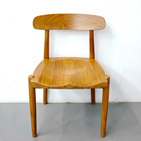 Chaise de salle à manger d'extérieur en teck massif de style moderne, écologique, en provenance d'Indonésie, confortable et durable pour la maison et la restauration