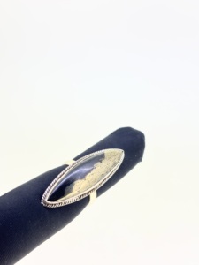 แหวนเงินแท้ 925 ประดับพลอยไพไรต์ธรรมชาติคุณภาพสูงทรงมาร์ควิส งานฝีมือประณีต เหมาะสำหรับงานปาร์ตี้ ผู้หญิง ขายดี - Product Image 3