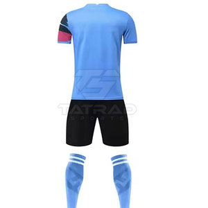 Fabricant pakistanais de tenues de football personnalisées, kit 100% polyester, séchage rapide, respirant, léger, dernier design pour hommes adultes - Product Image 2