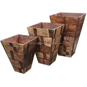 Best Price Solid Recycled Wood Made Farmhouse Square Wastebasket Bin Decorative Brackets Wooden Planter Set for Home Furniture - Product Image 1