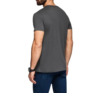 Fabricant de T-shirts en gros à bas prix – Personnalisables, coupe ajustée, extensibles, anti-boulochage, en jersey 100 % coton tricoté - Product Image 3