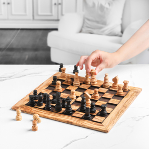 ArtisRaw Classy Jeu d'échecs noir fait à la main en bois d'olivier avec pièces d'échecs et plateau - Product Image 5