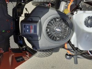 Husqvarna TC242T original con excelente cepillo - Product Image 6