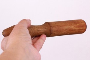 Juego de mortero y Maja de madera natural, molinillo de especias ecológico para cocinar saludablemente - Product Image 3