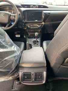 Toyota Hilux GR Sport 2023 USADA, Camioneta de Doble Cabina con Bajo Kilometraje - Product Image 4