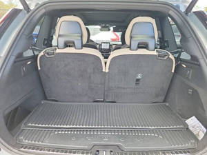 PRISTINE CLEAN 2025 Vol-vo XC90 T8 Plus Bright Theme 6P - Product Image 6