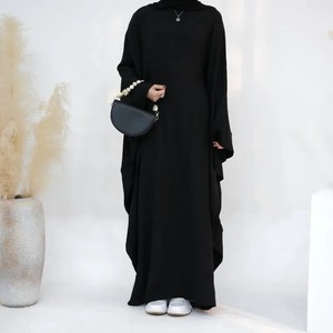 Abaya 2025 Dubaï Style couleur unie en mousseline de soie été femmes robe musulmane avec ceinture à nouer chapelle Train A-ligne Silhouette - Product Image 4