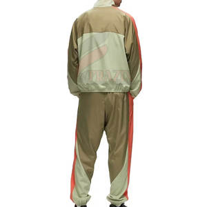 Nouveau design 2025 hommes survêtements en Nylon tenue décontracté hommes survêtement en Nylon automne hiver porter hommes survêtements en Nylon en gros - Product Image 6