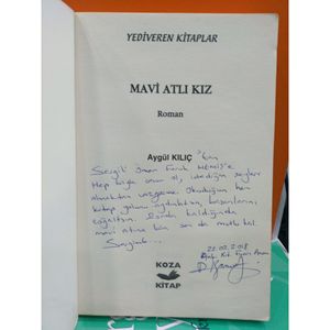 La ragazza con il cavallo blu-Aygül Kılıç ()