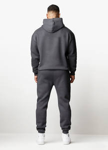 Chándal Gris para Hombre, Grueso y Transpirable, con Etiquetas de Diseño de Logotipo Personalizado |   Material de Poliéster/Algodón |   Productos Huzaifa - Product Image 5