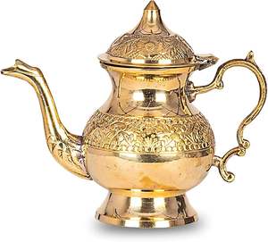 Théière en laiton décorative de luxe, fabriquée à la main avec des motifs gravés traditionnels, bouilloire à thé en métal vintage pour une décoration intérieure élégante - Product Image 3