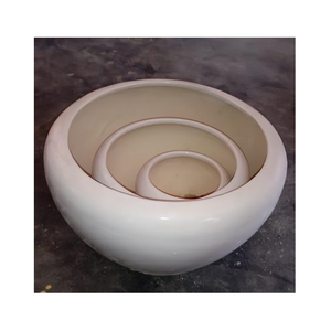 Maceta de Cerámica Contemporánea que se adapta sin esfuerzo a interiores de casas u oficinas, hecha para exhibir vegetación con estilo - Product Image 2