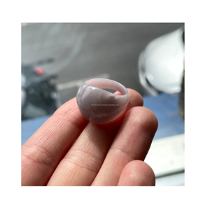 Bague en argent luxueuse bijoux de doigt en résine personnalisable diamant coupe ovale Style unisexe classique pour les fêtes à la mode - Product Image 1