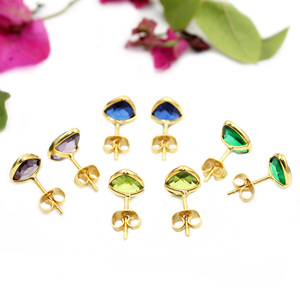 Classic Pear Shape 6x8 MM <b>Peridot</b> Hydro Quartz Bezel Setting 24K Gold Plated Stud <b>Earring</b> For Women Wholesale Jewelry Party - Product Image 5