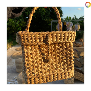 Premium Wholesale Water Hyacinth <b>Handbag</b> - Handmade Straw Tote Bag Ideal for Beach, Travel, and Summer Vacations - Product Image 1
