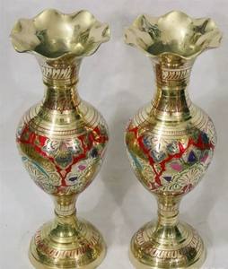 Vase long en laiton pakistanais artisanat, décor à la maison en laiton, laiton antique de qualité supérieure - Product Image 4