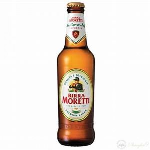 Cerveza Lager Premium Moretti, Caja de 12 Botellas de 330 ml, 4.6% Vol., Estilo Italiano, Caja de Cerveza Pálida - Product Image 4