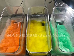 เครื่องทำน้ำแข็งปั่นเชิงพาณิชย์แบบตั้งตรงสำหรับสตรอว์เบอร์รีและบลูเบอร์รี เครื่องทำไอศกรีม เครื่องทำน้ำแข็งปั่นไฟฟ้า - Product Image 3