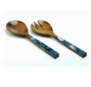 Mountain Woods Juego de 2 servidores de ensalada hechos a mano de lujo Fuente de alimentación personalizable para uso en la cocina del hogar - Product Image 6