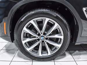 BMW X4 xDrive30i AWD 2019 / Disponible para la Venta con Bajo Kilometraje, Motor de Gasolina, Auto Usado en Excelentes Condiciones, Sin Accidentes, Gran Oferta, Volante a la Izquierda - Product Image 3