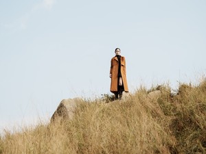 คอลเลกชันใหม่ราคาดีผู้หญิงเสื้อโค้ทซาร่าห์เสื้อโค้ทด้านหน้าปุ่มสีน้ําตาล 45% Ram 55% ยูรีเทนไวท์แทนท์เวียดนาม - Product Image 2