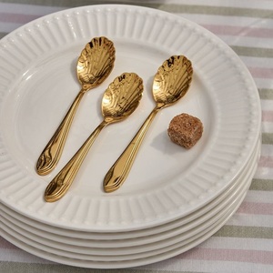 Ustensiles de cuisine Ensemble de couverts Design de finition Acier inoxydable Design entièrement métallique Outils de couverts dorés Couverts brillants Ensemble de couverts - Product Image 1