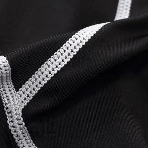 Spandex sublimé/Polyester Rash Guard Chemise de compression imprimée sur mesure Anti-Bactérien Respirant BJJ Training Men's OEM - Product Image 4