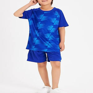 Ensemble maillot et short de football, kit de football par sublimation, uniforme de football, design personnalisé, kit de football d'équipe, téléchargé par Dress Sports - Product Image 3