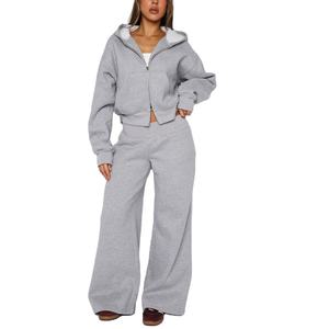 Ensemble de survêtement personnalisé pour femme, coupe ample, gris, décontracté, hiver, avec sweat à capuche zippé et pantalon de jogging à jambe large, en tissu Dry Fit - Product Image 1