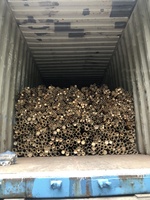 Venta al por mayor de postes de bambú tratados y secos, vallas para exteriores, bastones de bambú grandes, decoraciones de jardín para construcción de bambú nulgar