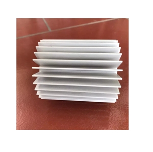 อุปทานที่มีคุณภาพดีระบายความร้อนอลูมิเนียม Profifes 6063ทำใน Shalumi (เวียดนาม) ใบรับรองระหว่างประเทศ - Product Image 1