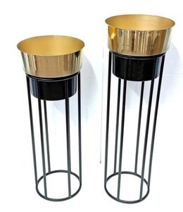 Antique Metal <b>Planters</b> for Indoor and <b>Outdoor</b> Garden Trending Design with Customized Shaped for Home Use - Product Image 3