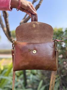 Unique Style Cowhide Fur Leather Handbag Crossbody <b>Sling</b> <b>Bag</b> Stylish Hot Selling Shoulder Western <b>Sling</b> <b>Bag</b> <b>for</b> <b>Women</b> - Product Image 4