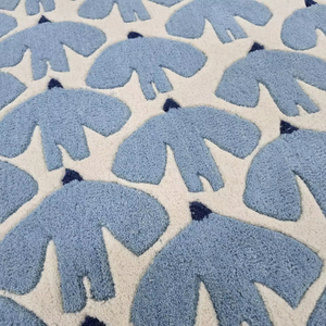 พรมปูพื้นลายนกสีน้ำเงินแบบนามธรรมสมัยใหม่ - Product Image 1