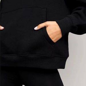 Top de yoga con capucha de algodón para mujer, sudadera recortada de invierno con dobladillo con cordón y hombro caído, chaqueta deportiva de entrenamiento activo - Product Image 5