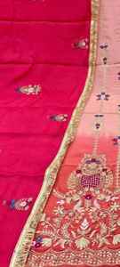 Costumes indiens en soie scintillante brodée à la main non cousue de créateur moderne pour femmes Protection solaire élégante - Product Image 3