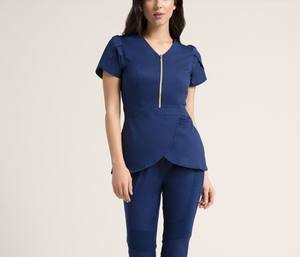 Hauts de gommage médical pour femmes Offre Spéciale uniformes d'allaitement extensibles avec poches maillot confortable et durable pour une utilisation à l'hôpital - Product Image 3