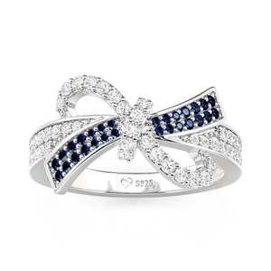Anillo Jeulia de Plata de Ley con Nudo de Lazo Azul Pavé - Estilo Eternidad con Incrustaciones a la Moda - Product Image 1