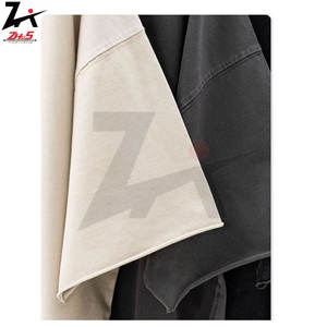 Conjunto de camisetas y pantalones cortos al por mayor para hombre, conjuntos gemelos ajustados con logotipo de marca personalizado de calidad superior, impresión completa y lavado con aerosol - Product Image 5