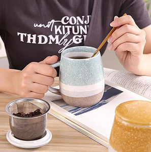 High-Quality <b>Ceramic</b> Coffee <b>Mug</b> with <b>Lid</b> Suitable <b>for</b> Daily Use - Product Image 3