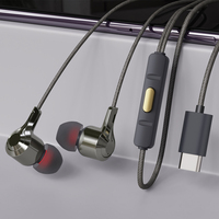 Écouteurs intra-auriculaires à la mode avec câble plat en stock universel mains libres