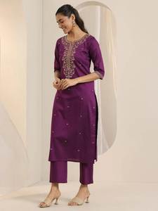 LANZAMIENTO NUEVO DISEÑADOR FESTIVE WEAR KURTA PENT CON DUPATTA TELA ROMANA SEDA CON BORDADO TRABAJO - Product Image 3