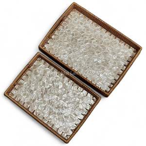 Bandeja Decorativa Hecha a Mano de Ratán con Incrustaciones de Madreperla, Bandeja Ecológica con Incrustaciones de Concha, Material Natural para Mesa - Product Image 4